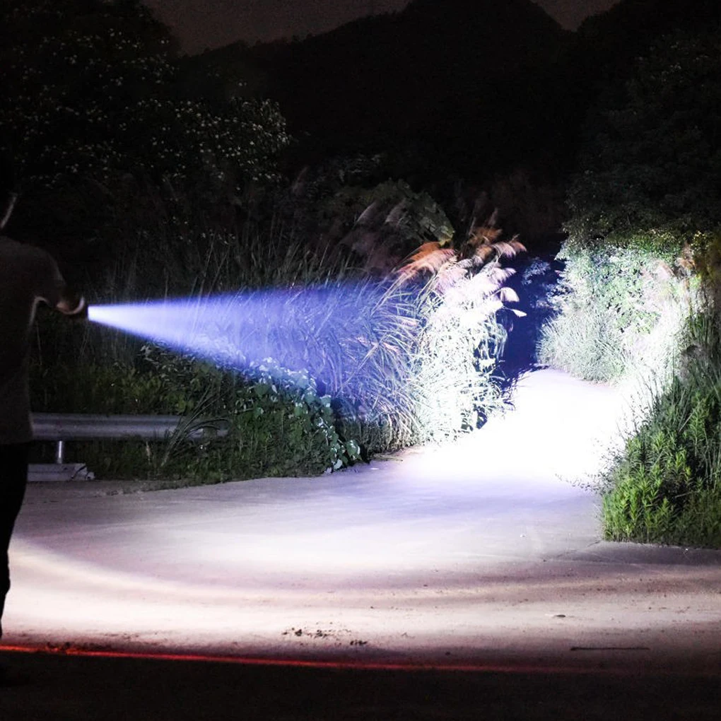 

XHP50 Flashlight Outdoor Camping LED Torch Zoom Lantern