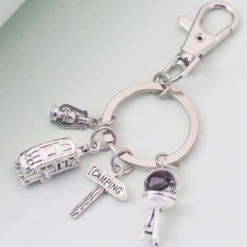 

Outdoors Lobster Keychain Kerosene Lamp Barbecue Oven Camping Women Man Accessories Jewelry Bag Pendant Family Gift