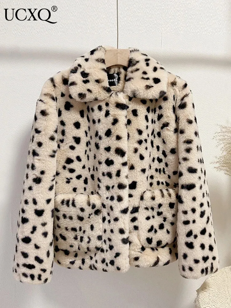 

Теплое пальто UCXQ с искусственным мехом и леопардовым принтом, теплая верхняя одежда с длинным рукавом и двумя карманами, толстая куртка, новинка сезона осень-зима 2023, 23A5476