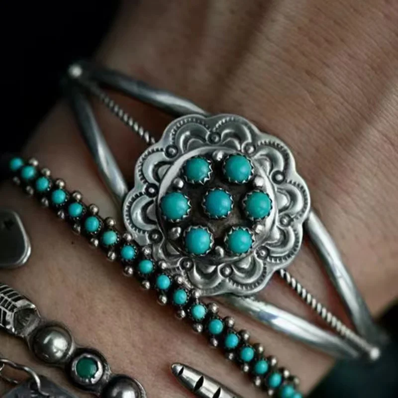 

Vintage Turquoises Jewelry Imitation Green Stone Bracelets Elegant Open Adjustable Cuff Bangles for Women Men Party Jewelry