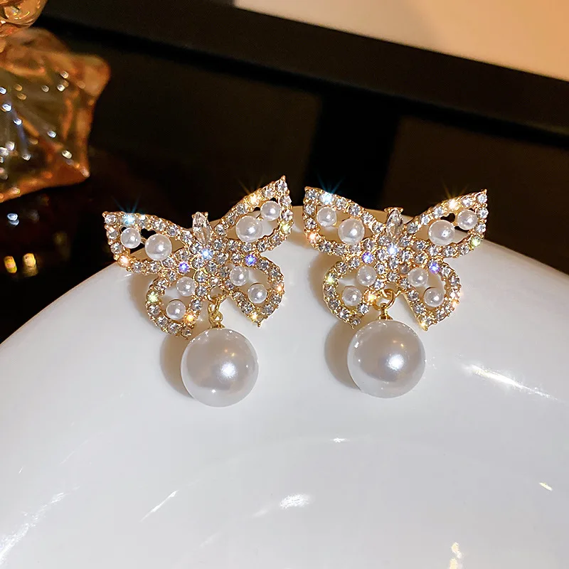 

Europe and America 2023 New Zircon Inlaid Pearl Butterfly Earrings for Women and Jewelry Banquet Party Wedding Couple Gifts