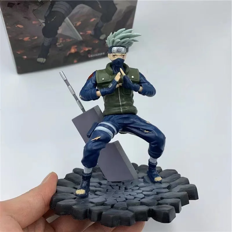 

Anime Naruto Hatake Kakashi squatting posture blood wheel eye duel Zenith water dragon bomb no jutsu PVC Figure model