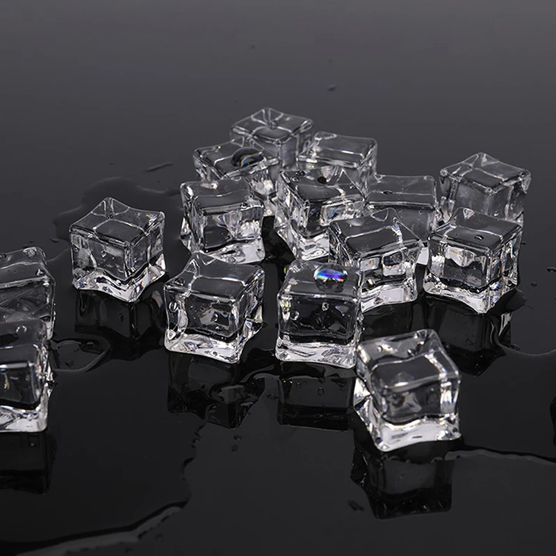 

5pcs Photography Props Fake Ice Cubes Reusable Artificial Acrylic Crystal Cubes Whisky Drinks Display Wedding Bar Party Decor