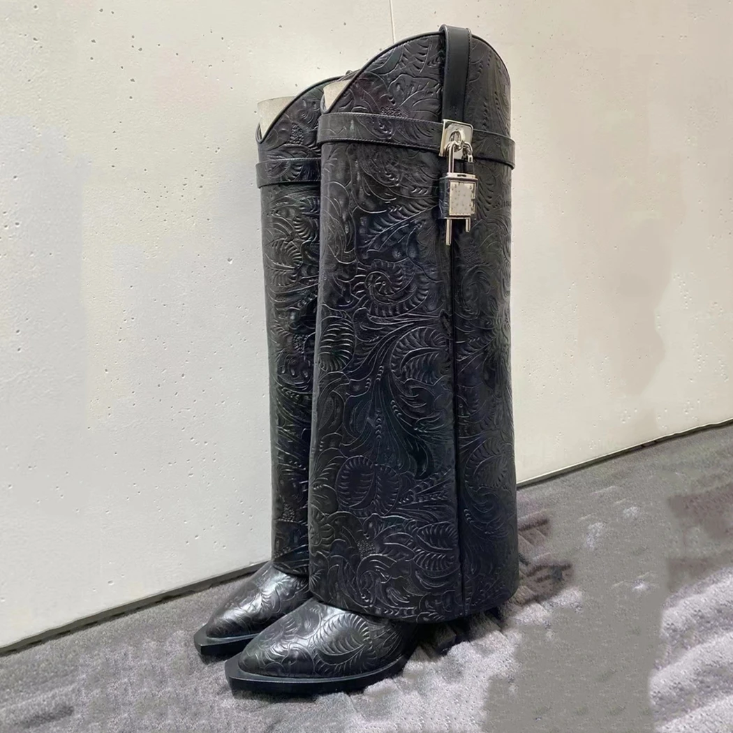 Women's Long Boots Wedge Heel Knee Length Boots Fashion Metal Lock Buckle Printed Totem Square Head High Heels Banquet Pumps