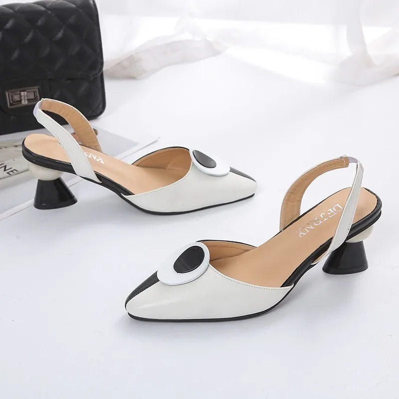 New 2022 Summer Hot Sale Ladies Buckle Sandals Fashion Colorblock Thick Heel Pointed Toe Ladies High Heels Toe Sandals TGHDOF