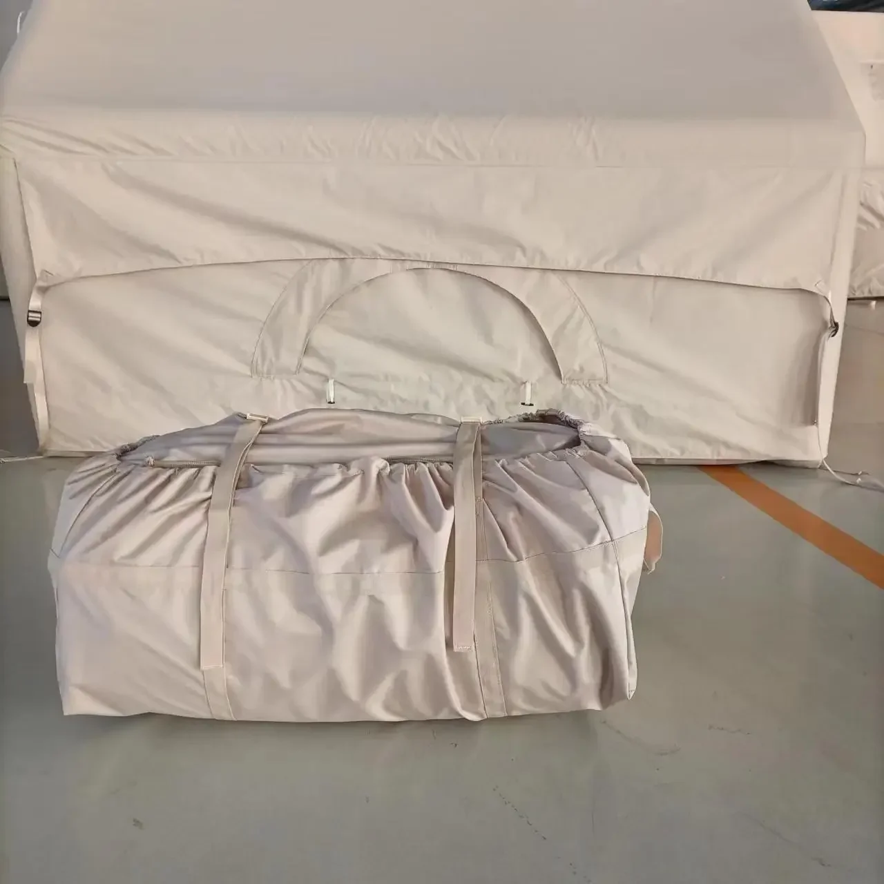 Китай OEM ODM 12 кв. м. надувная палатка дышащая мягкая для кемпинга