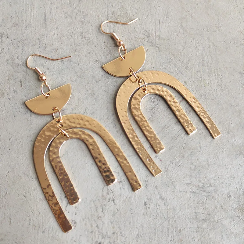 

Fashion and Minimalist Metal Earrings Geometric Semicircle Rainbow Splicing Circular Earrings Accessories Cross-border Hot Sales