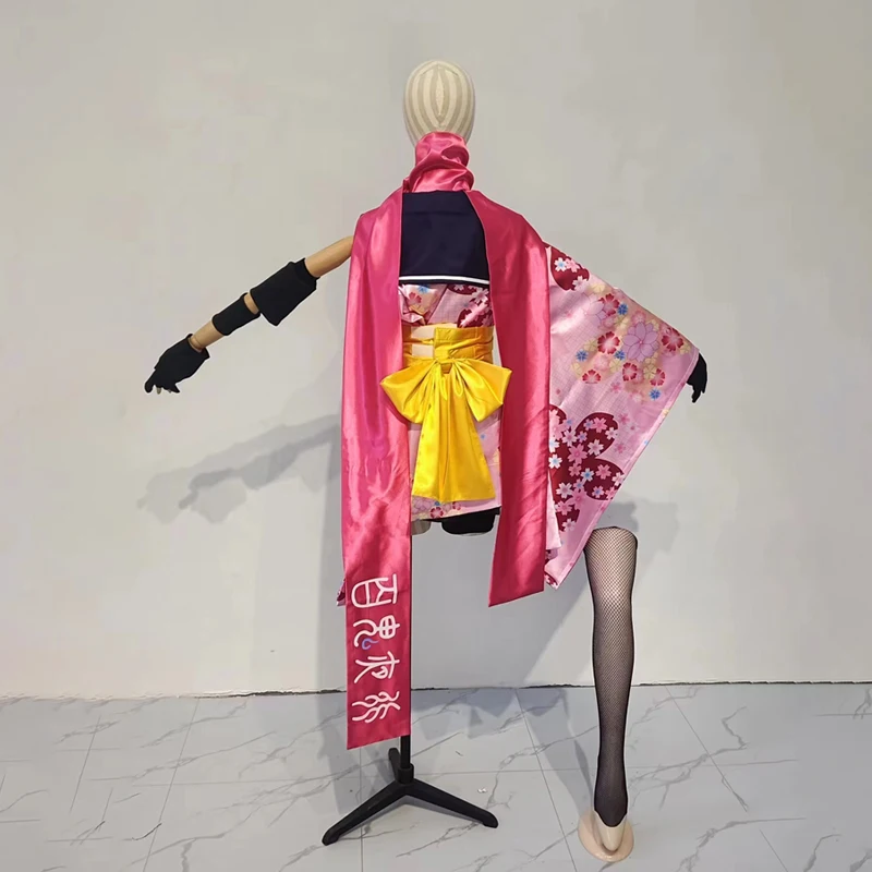 Синий архив ночь ведьмы потому что Куда Изуна косплей сто призраков Сакура