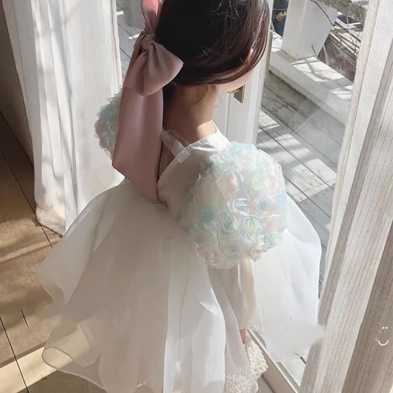 Детское летнее платье с рукавами-фонариками и трехмерными цветами |