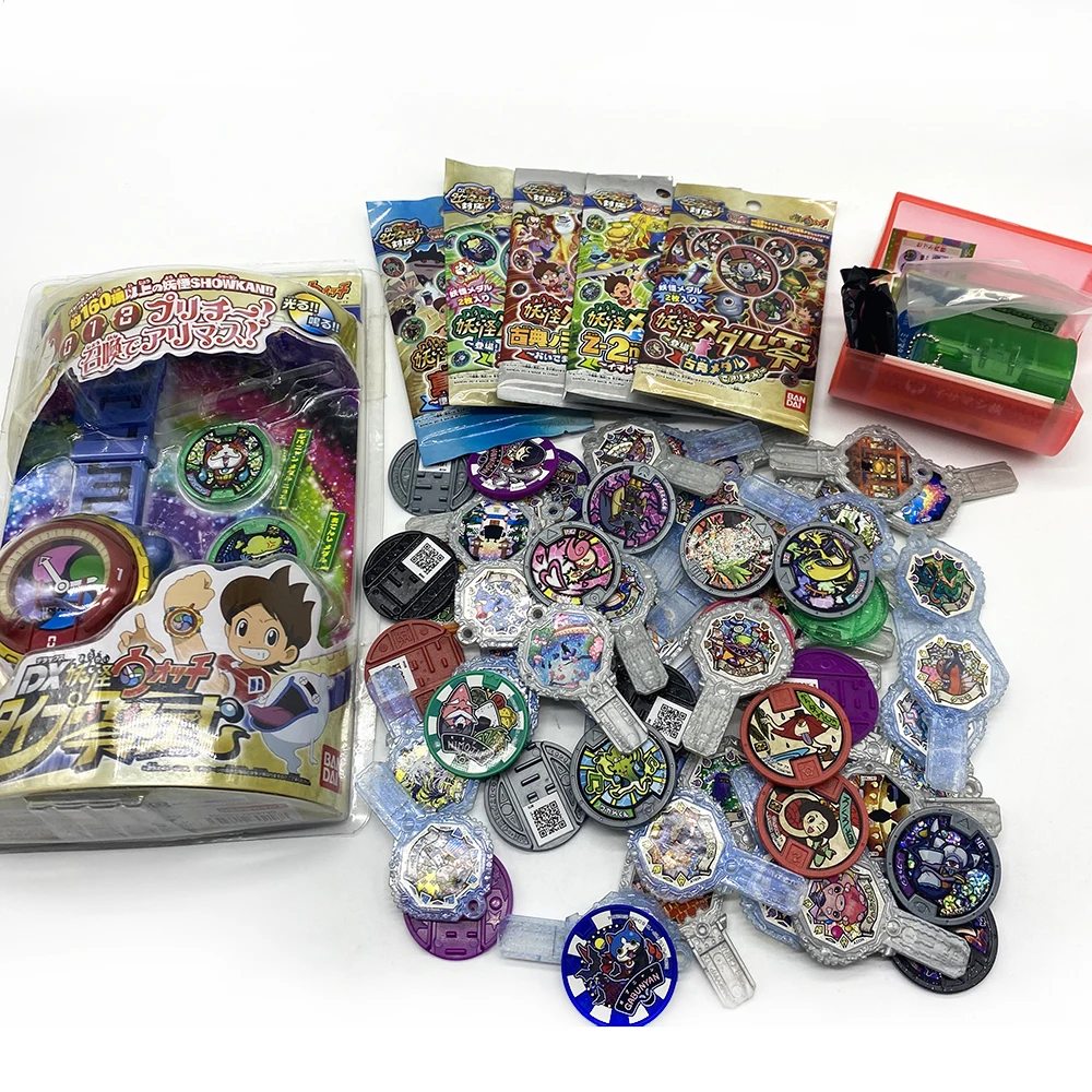 

Bandai Genuine Japanese Anime Yokai Watch DX Peripheral Yo-Kai Wrist Medals Key Storage Model Collection Emblem Toy 879