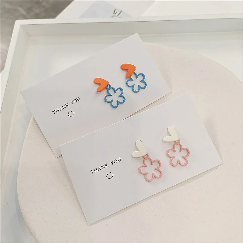 

S925 Silver Needle Love Hollow Flower Earrings Simple Personality Ins Earrings Girl Summer Style Contrast Earrings Trend