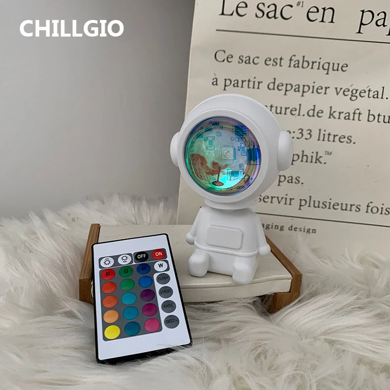 Миниатюрный астронавт CHILLGIO робот проекционный светильник прикроватная тумбочка