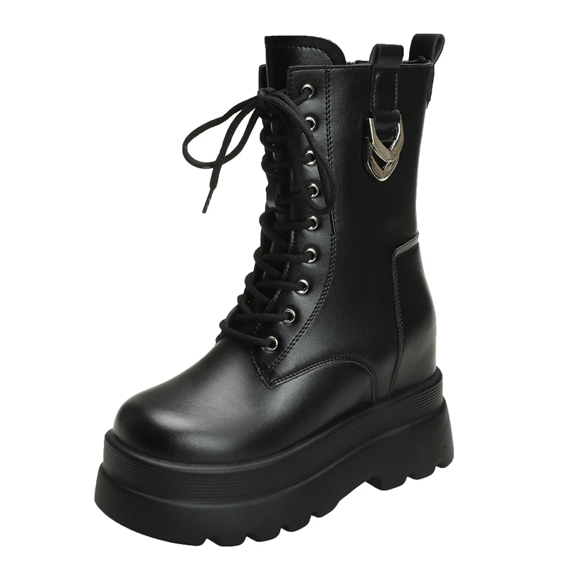 Женские осенние ботинки до середины икры мотоциклетные на высокой платформе 9 5