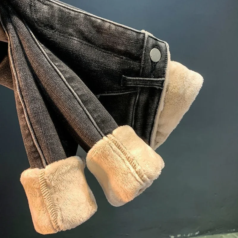 

New Thick female Velvet Women High Waist Skinny Jeans Simple Fleece Warm Slim Stretch Ladies Winter Casual Denim Pencil Pants