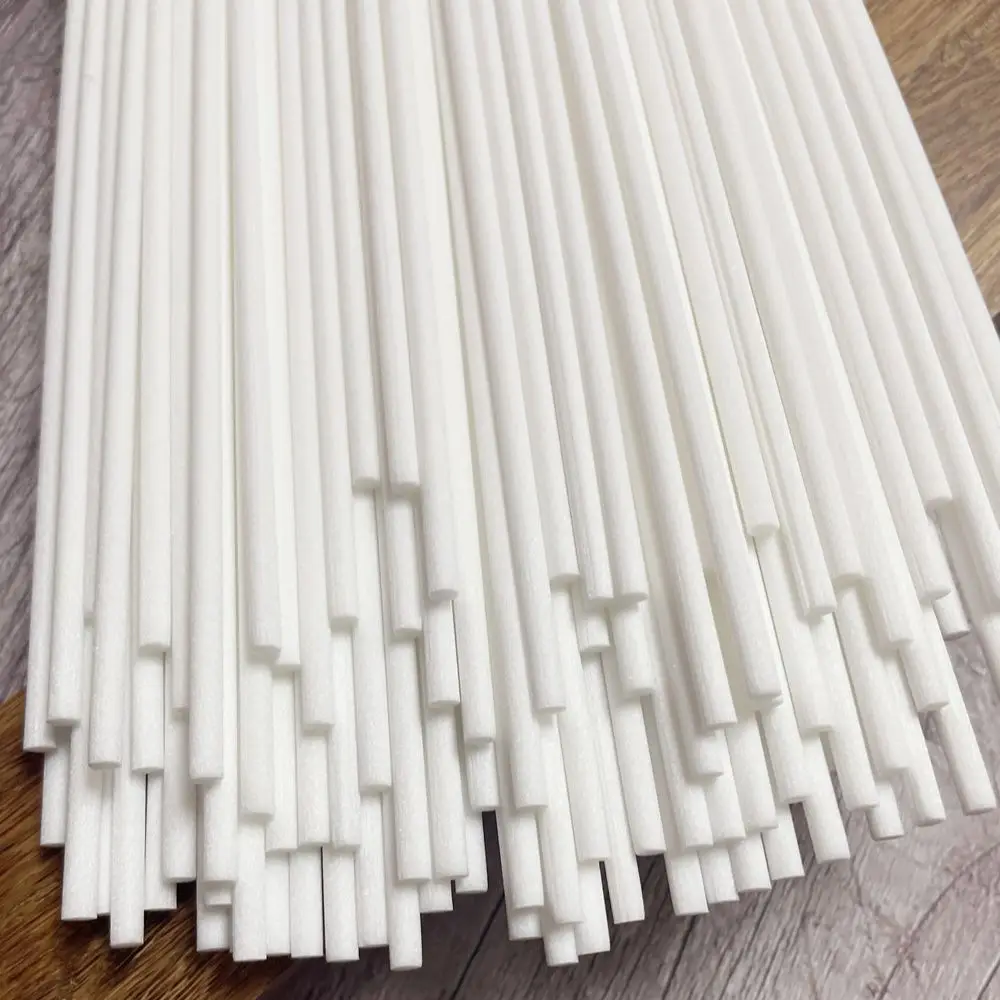 

L24cm x 3/4/5mm White Synthetic Fiber Rattan Sticks Home Living Fragrance Decoration Essential Oil Diffuser Reed Sticks