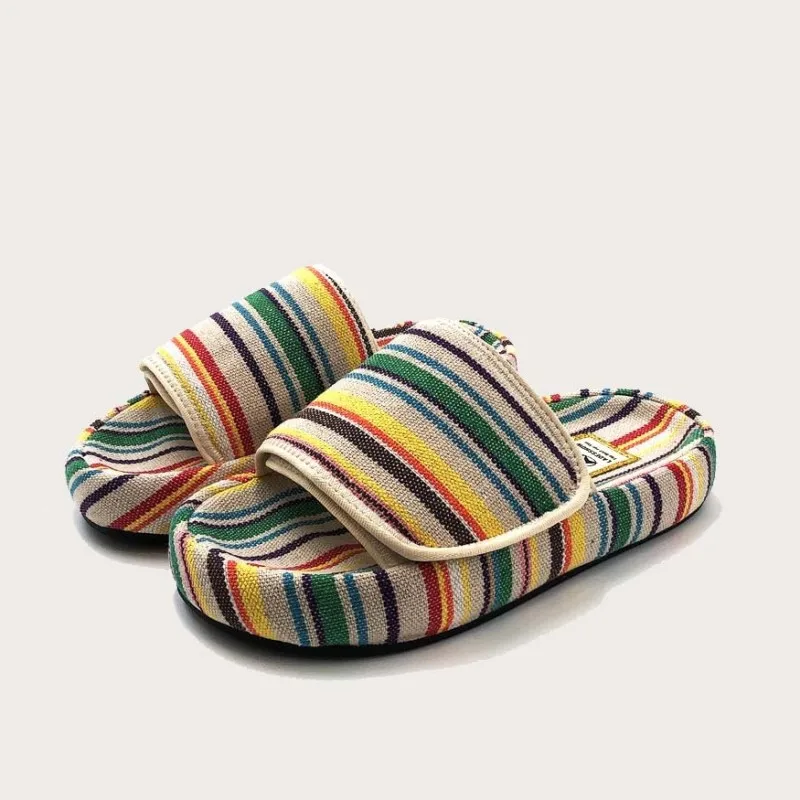 

Retro Lightweight Slippers for Women's 2023 Summer New Anti slip Rainbow Splice Colorful Stripe Cloth External Wearing Sandals