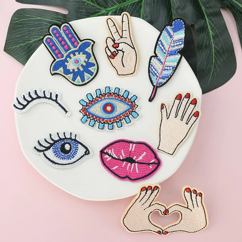 

Wholesale Eye Mouth Hand Embroidery Patches Cloth Label Clothing Adhesive Badge Heat Transfer Stickers Diy Embroidery Applique