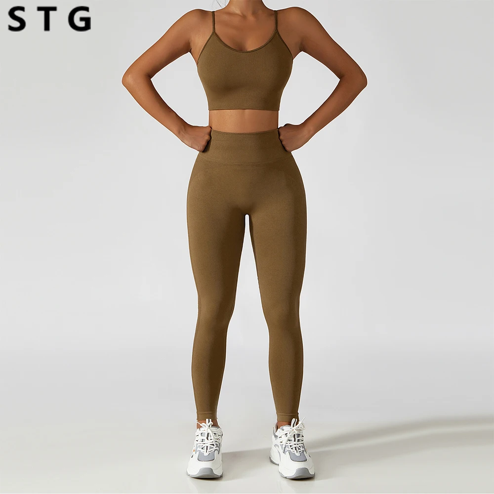 

Two Piece Seamless Yoga Set Women Fitness Sportswear Sports Suit Gym Clothing Workout Clothes Set High Waist Leggings Sports Bra