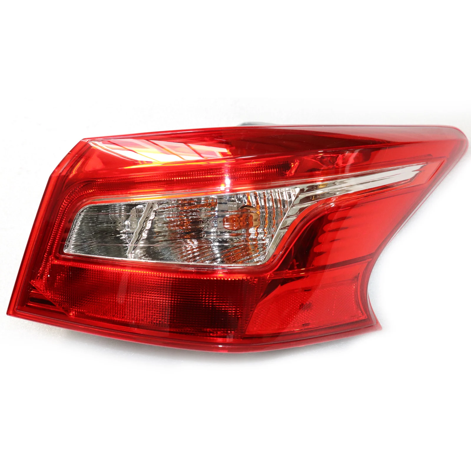 

Outer Tail Light Right Passenger Side Rear Lamp For Nissan Sentra 2016-2018