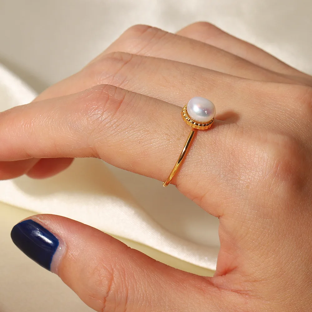 

Stainless Steel PVD 18K Gold Plated Tarnish Waterproof Simply Pearl Rings For Woman Jewelry Wholesale Trendy