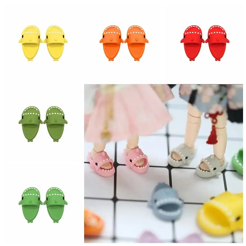 Фото Кукольные тапочки Ob11 с круглым носком, мини-тапочки BJD12, обувь для куклы, обувь в форме акулы, OB11, обувь в форме акулы для куклы Ob11 1/12 Bjd №3