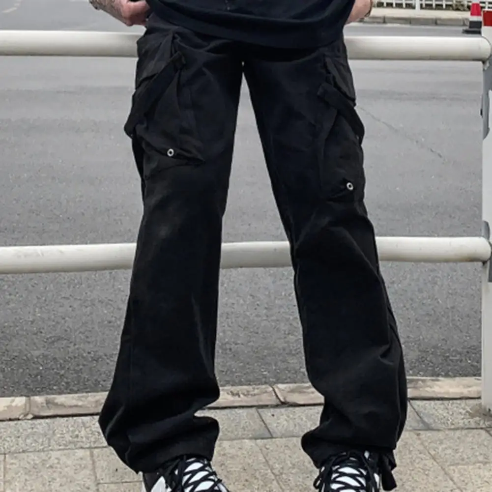 Рисунок 5 - Универсальные мужские брюки-карго с широкими штанинами