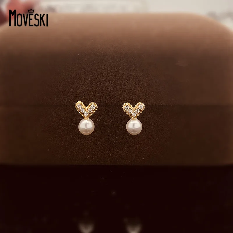 

Женские серьги-гвоздики из серебра 925 пробы с цирконом