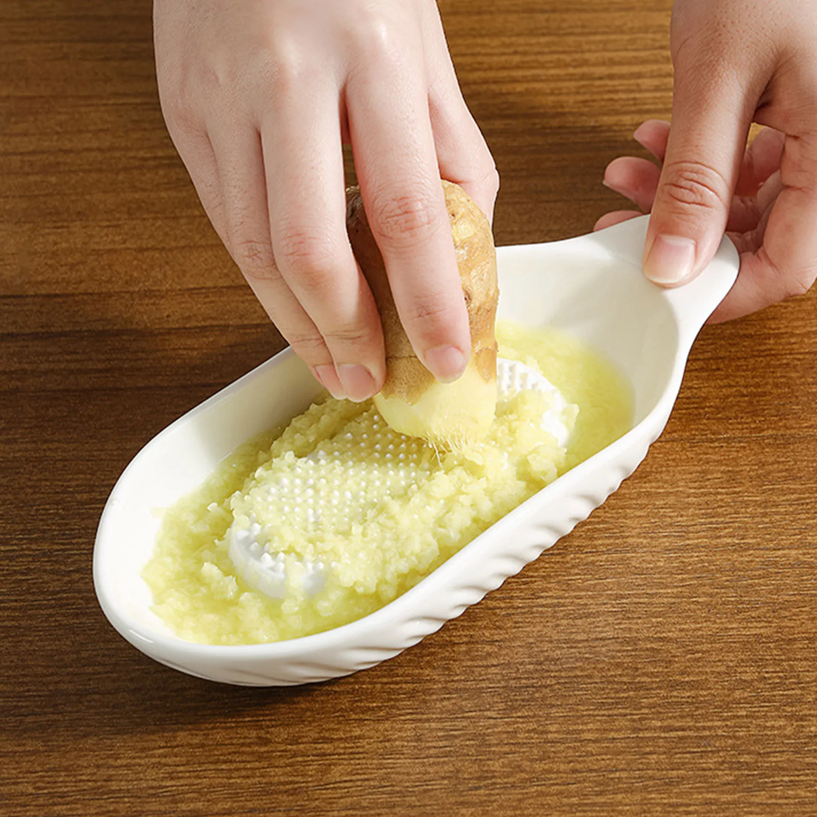 

Multipurpose Grinder Dish Burnishing Machine Ceramic Garlic Grater Porcelain Grater Plate for Fruits Ginger Garlic Onion