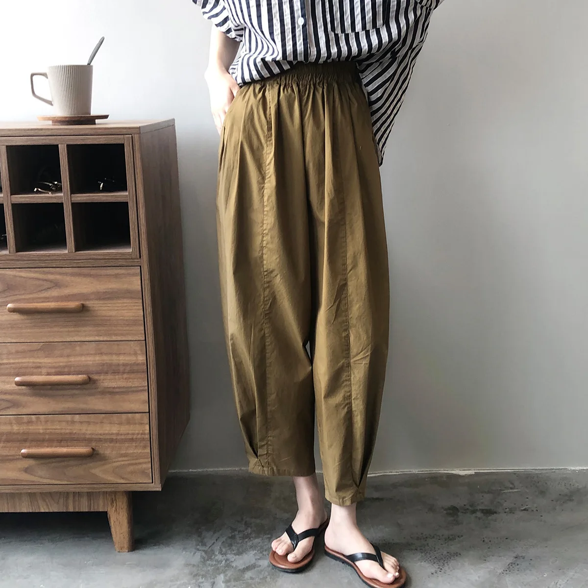 

Summer New Arrival - Elastic Waist Wide Leg Pants for Women, Thin Material, Korean Style Loose Fit for A Lazy and Casual Look