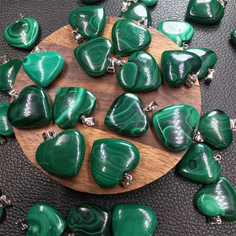 

Natural Malachite Heart Pendant Necklace Crystal Carved Figurine Gift Fashion Jewelry For Women 22mm 1PCS