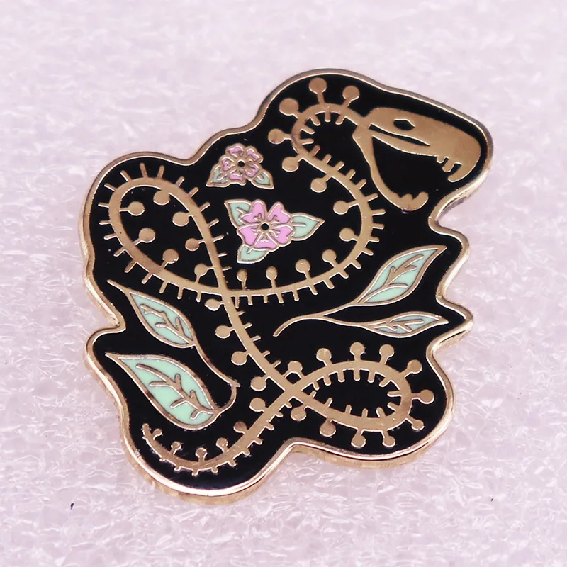 

Mythical Octopus Sea Monster Jewelry Gift Pin Wrap Fashionable Creative Cartoon Brooch Lovely Enamel Badge Clothing Accessories