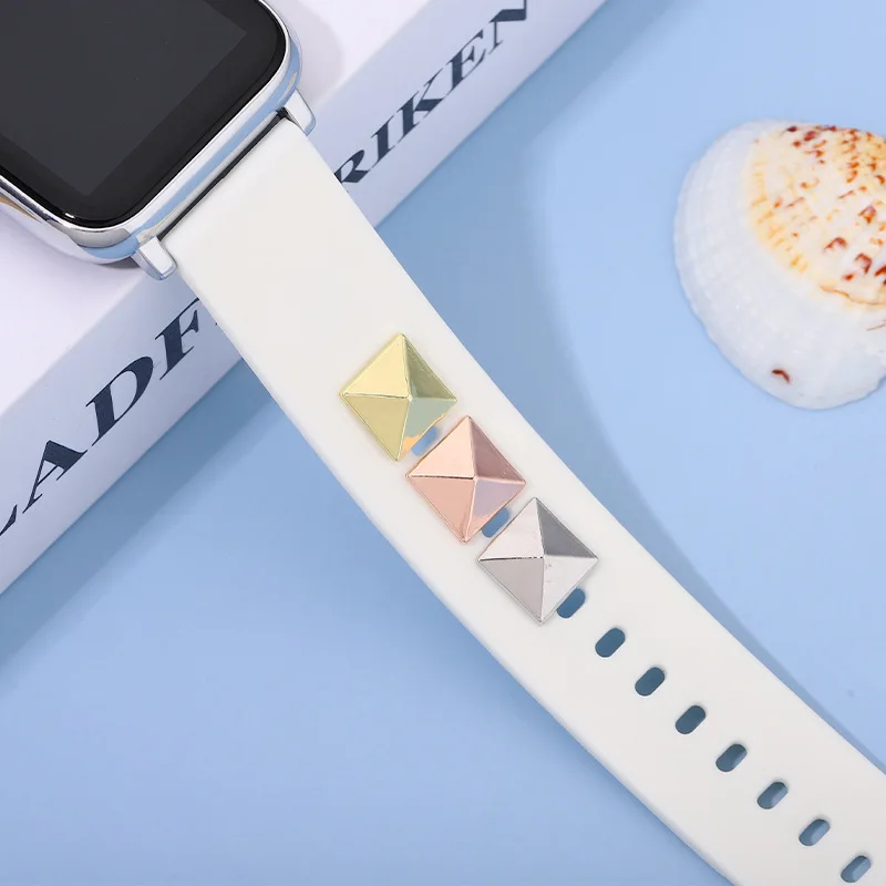 

Simple Square Pyramid Strap Decorative Paw Nails Buckle for Apple Watch Band Charm Metal Rivet Accessories for Iwatch Bracelet