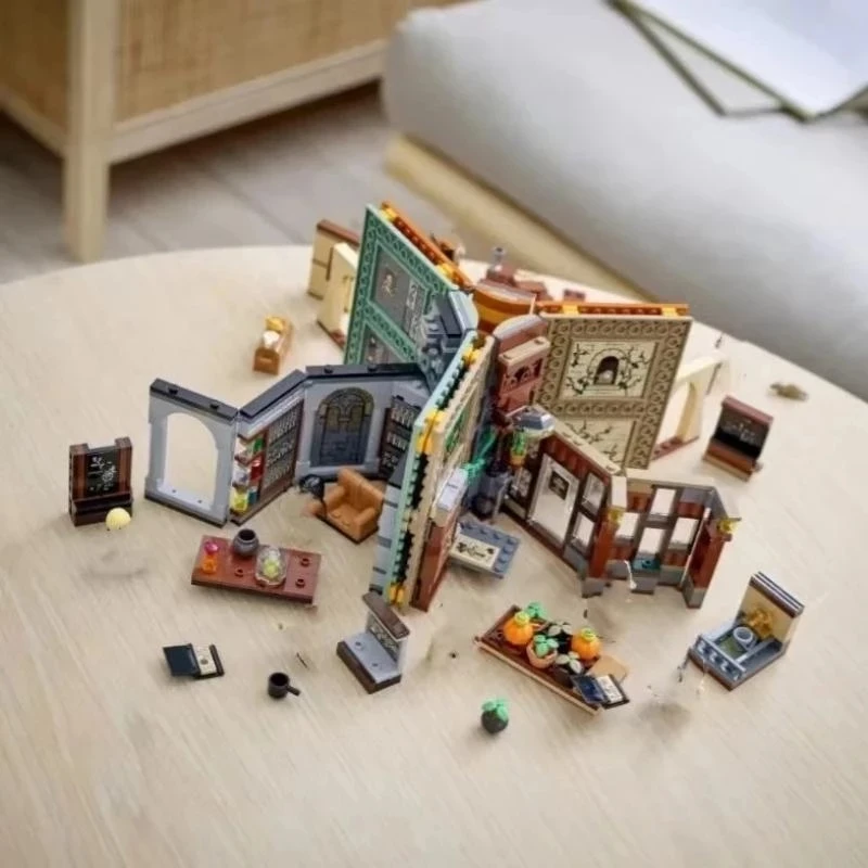 

Movie 76382 76383 76384 76385 Magic Classroom Building Blocks New In Stock Building Blocks Toys Children Gifts