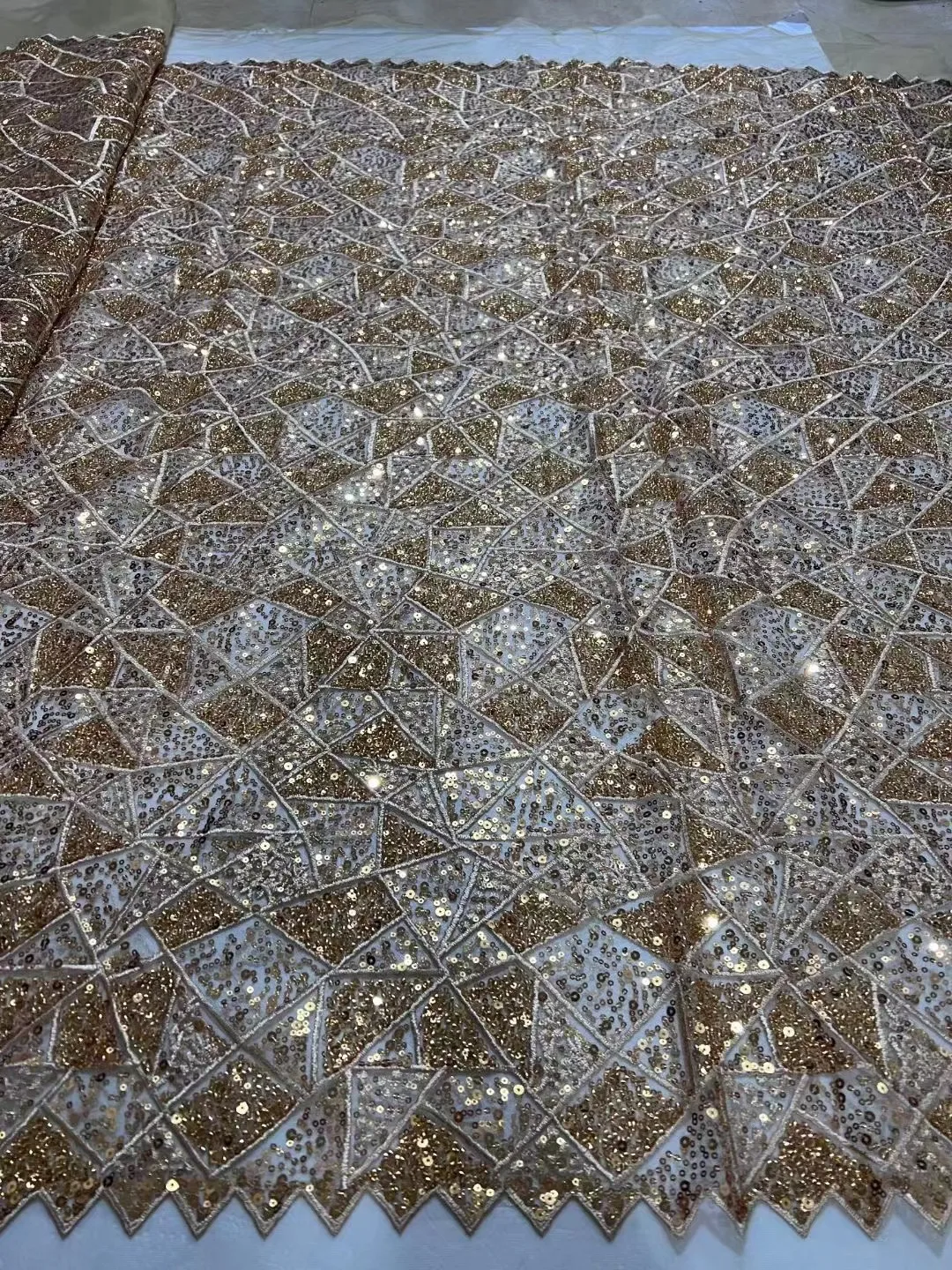 

Gold French Wedding Bridal Lace Fabric 2023 Handmade Embroidered Flower Beaded Tulle Lace Fabric With Sequins 5 Yards