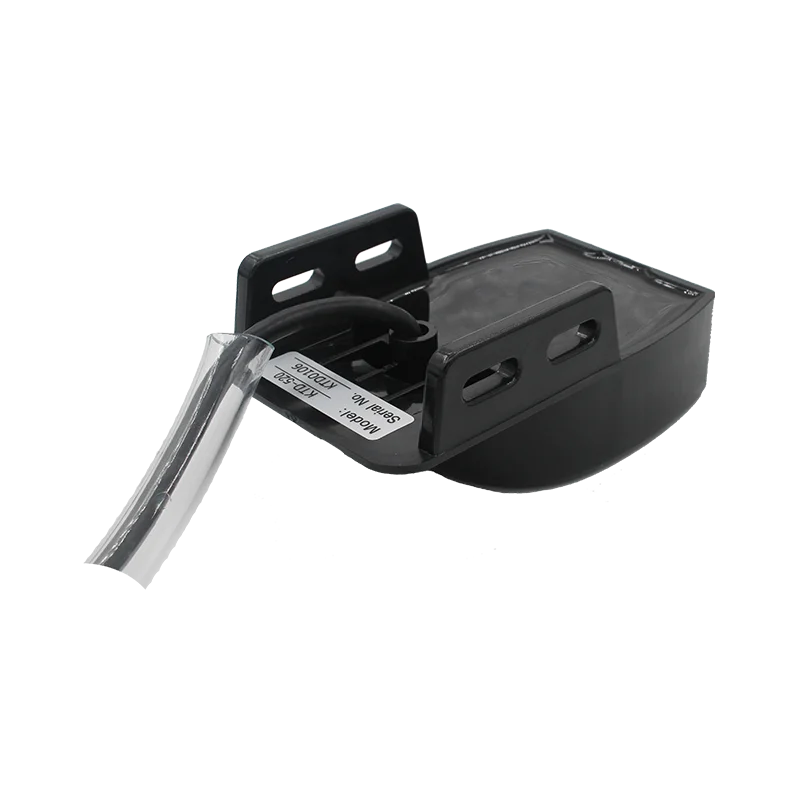 Фото ONWA KTD-520_TM Двухчастотный пластиковый преобразователь с креплением на транце и встроенным датчиком температуры, морские товары №1