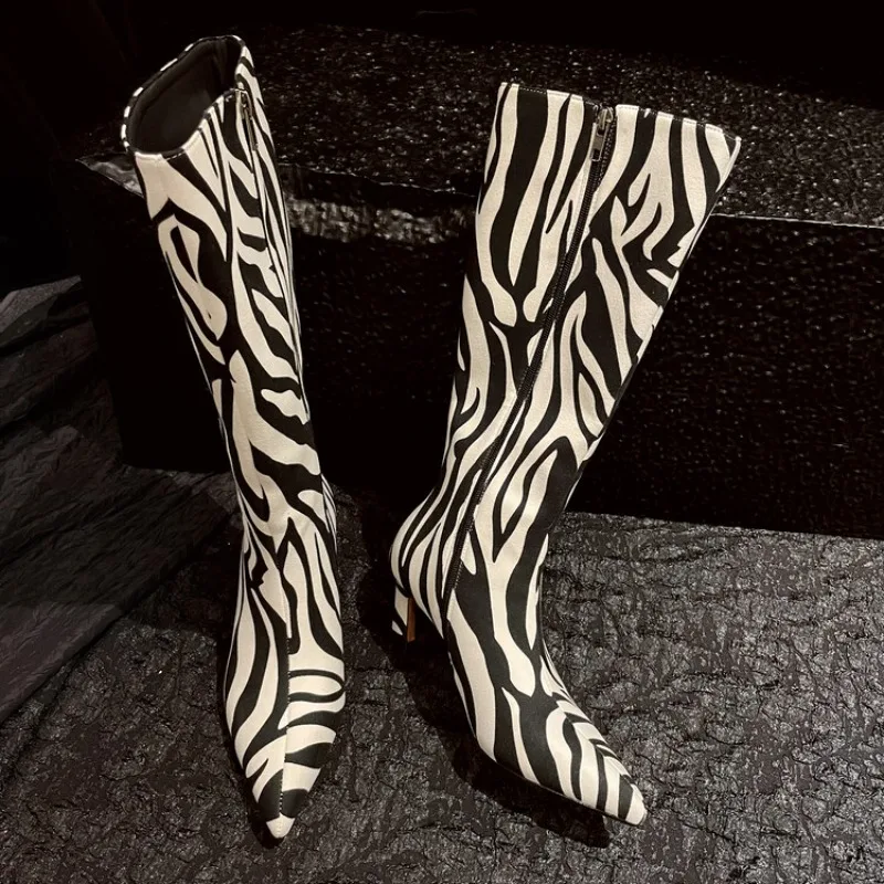 Замшевые Сапоги до середины икры с леопардовым принтом размеры 34-42 узором зебры