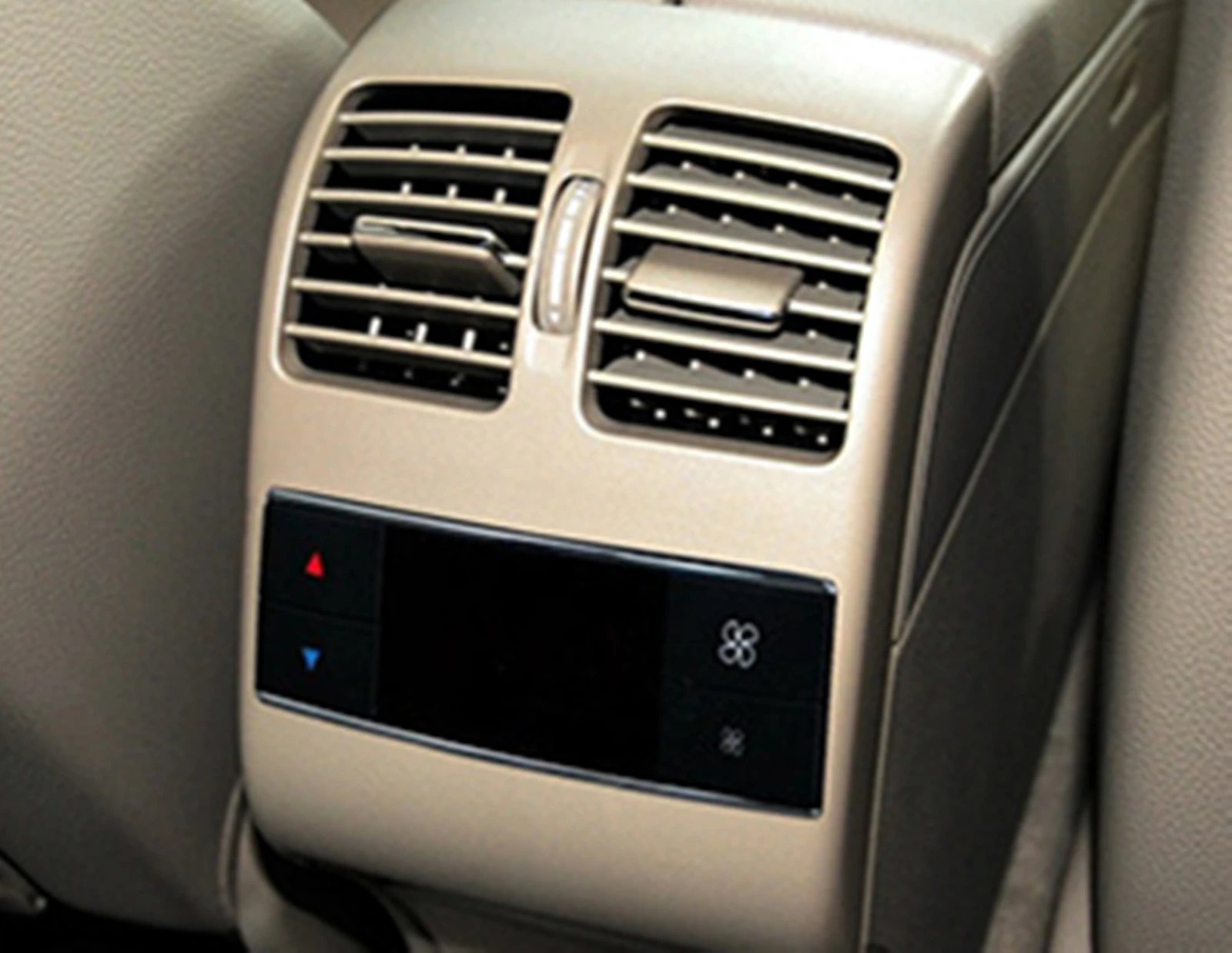 Задняя панель вентиляционной решетки кондиционера для Mercedes Benz X204 GLK Class 2008-2015