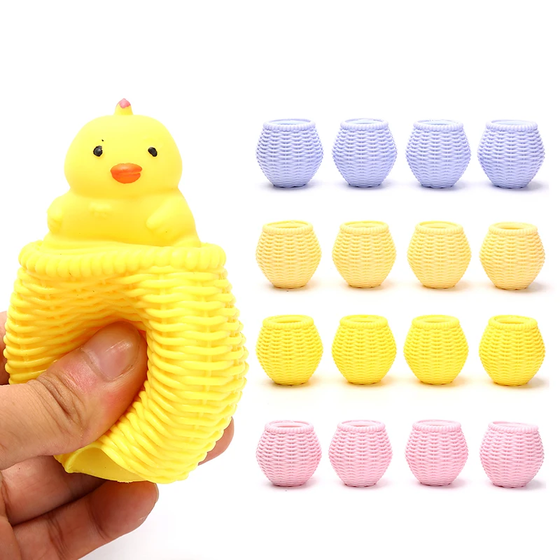 

1Pc Squeeze Squirrel Cup Antistress Childrens Toy Decompression Play For Kids Adults funny stress antistress soft toys