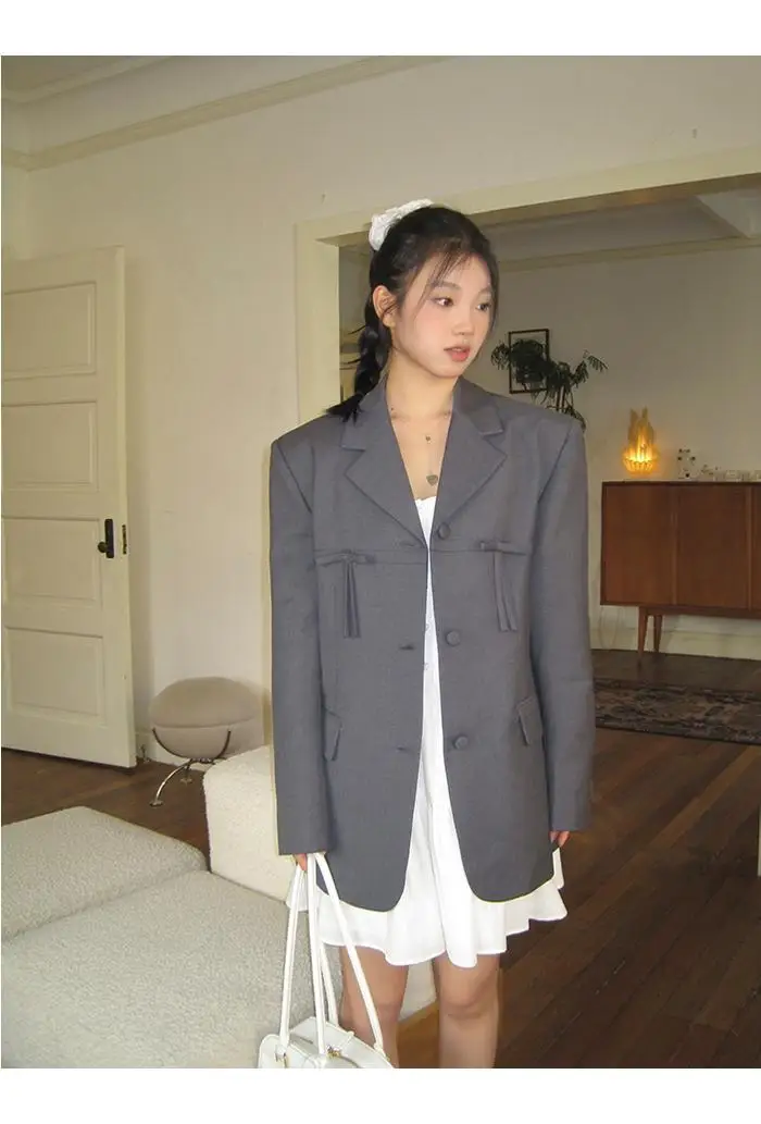 Куртка женская однобортная с бантом на весну-осень