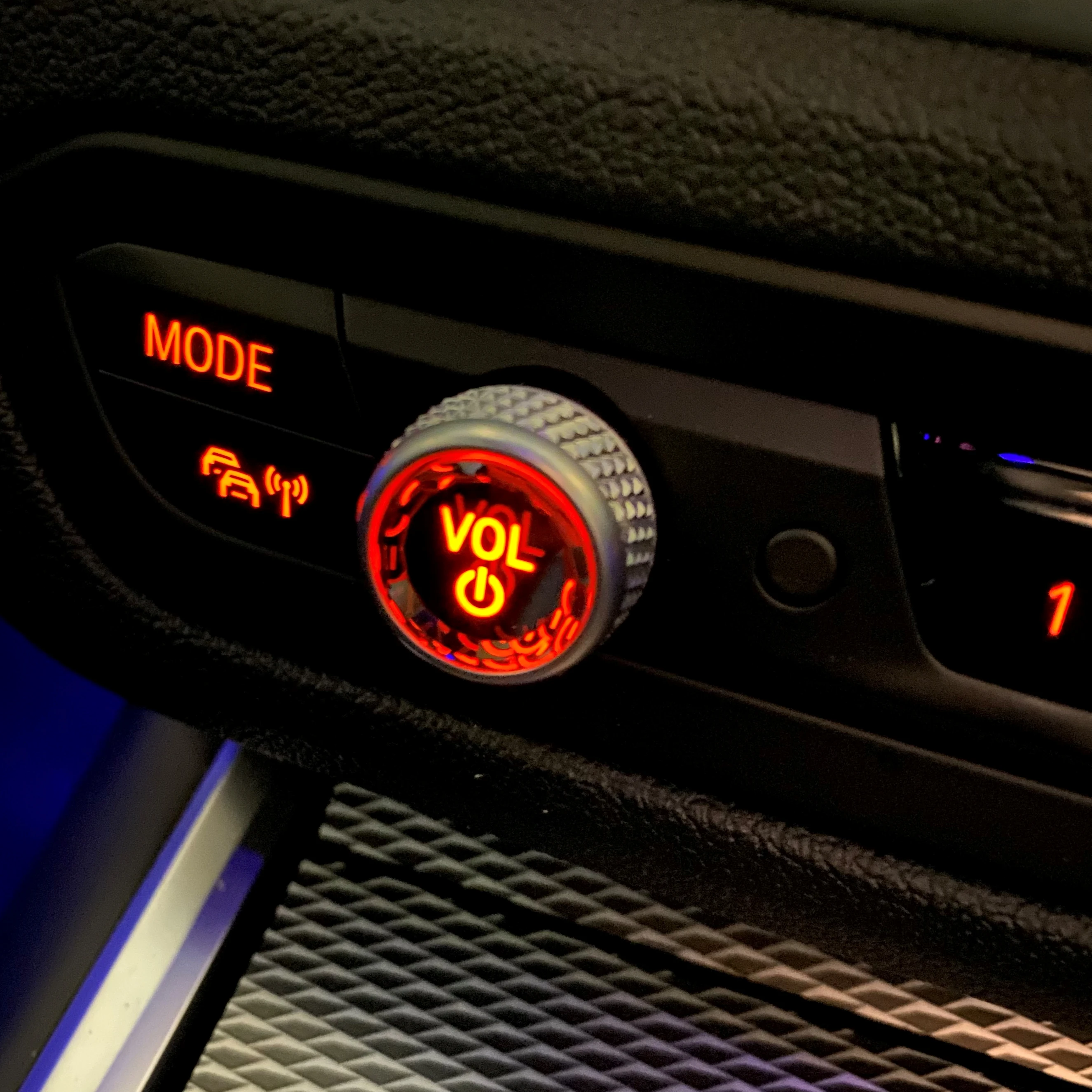 Фото Хрустальная Ручка Громкости Для BMW MGU G20 G28 G14 G15 G16 G29 G07 G05 Регулируемая Кнопка Управления Звуком ABS-пластик Для... №4