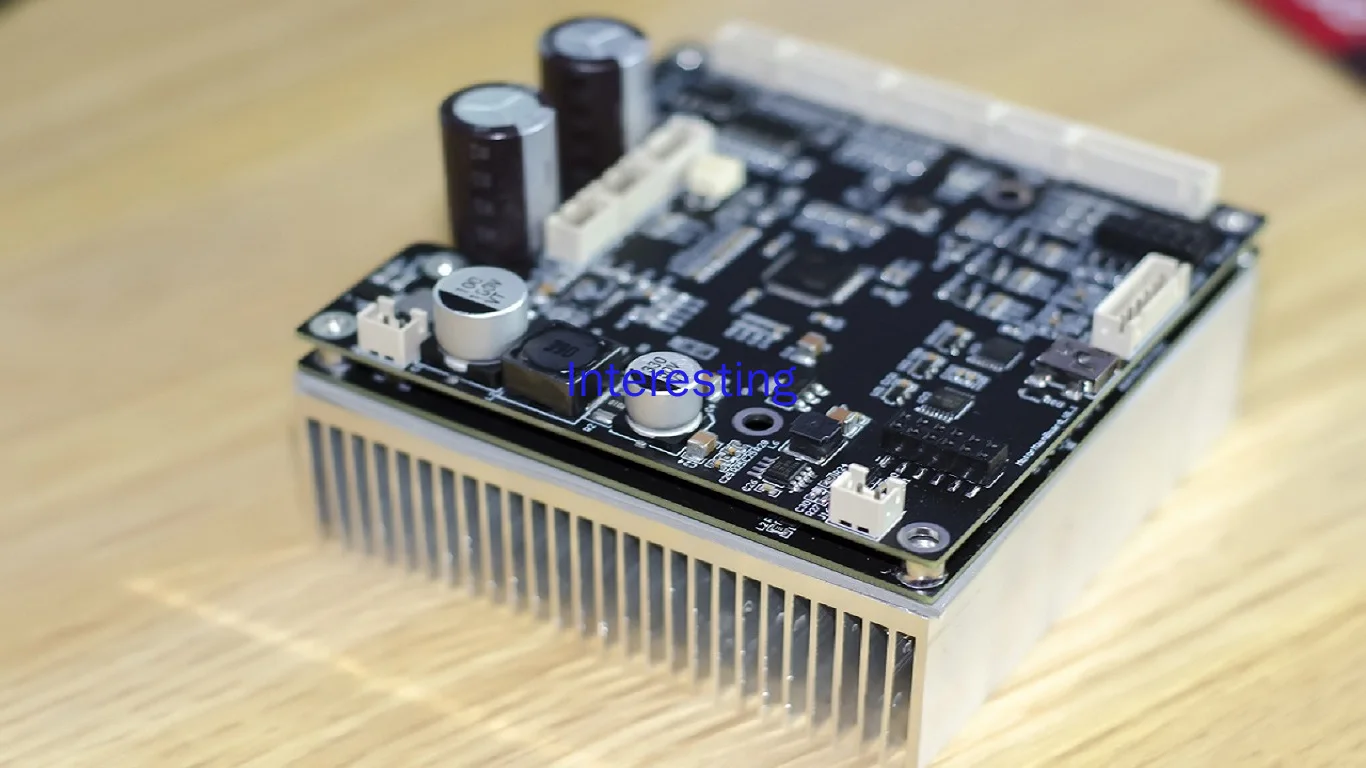 

VESC75 BLDC FOC бесщеточный сенсорный неиндуктивный Электрический скейтборд робот ESC Роботизированный рычаг