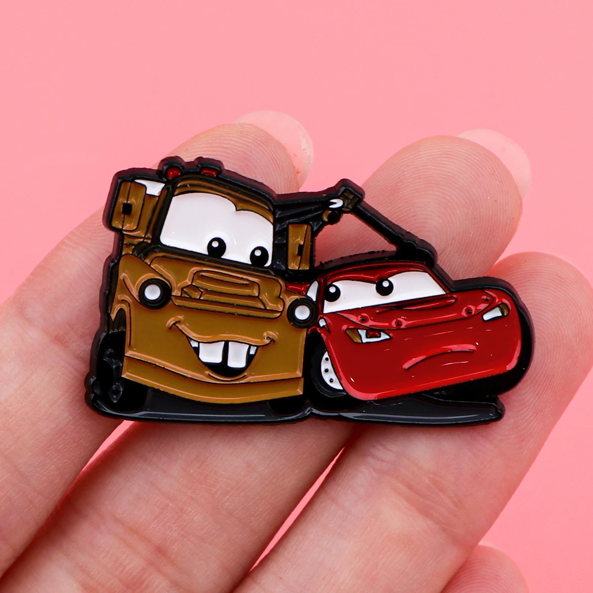 Cartoon Robot Enamel Pin Vintage Women Brooches Lapel Pins Badges on Backpack Clothes Accessories Movie Jewelry Friends Gifts
