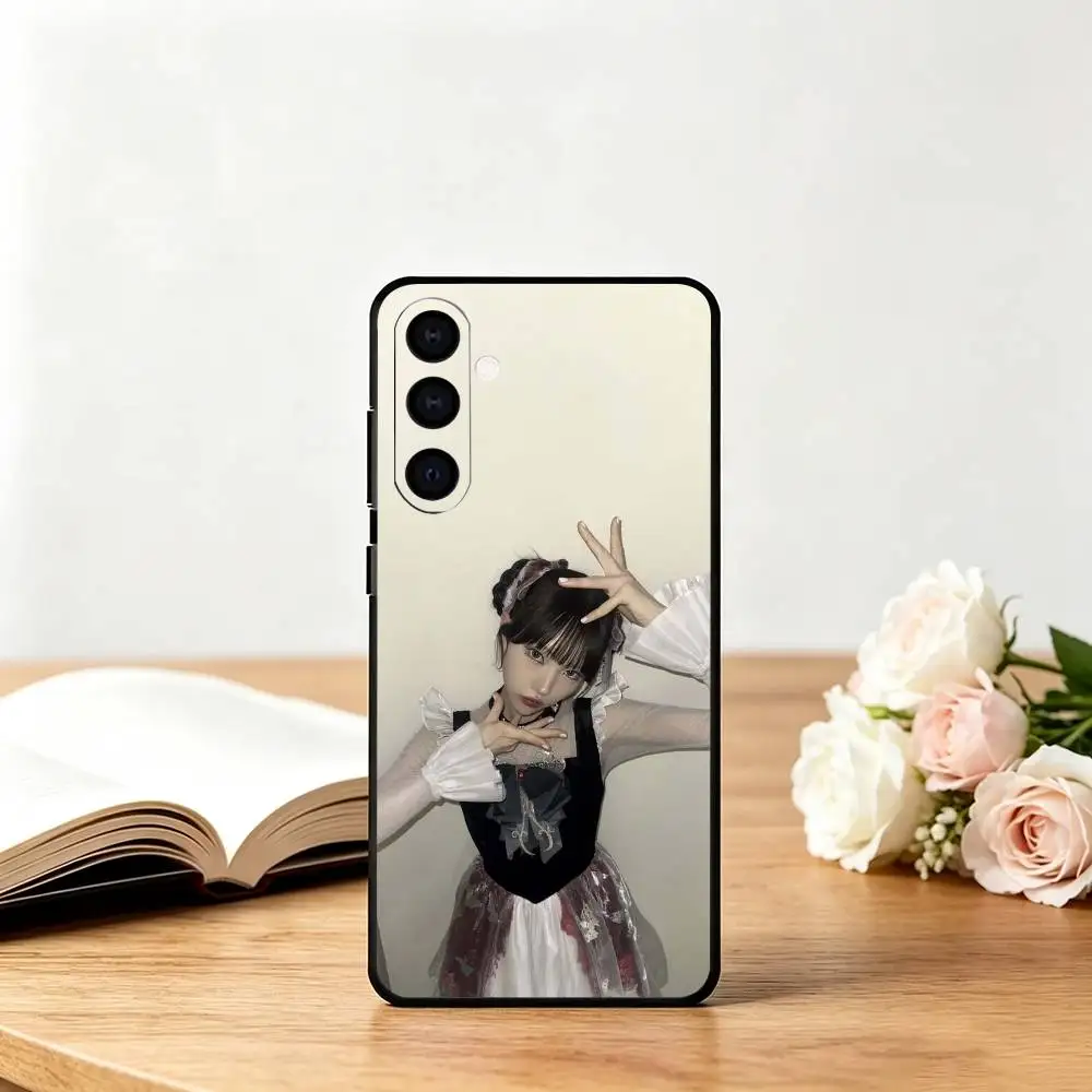 Фото Чехол для телефона Phantom S-Siita Otomodachi, черный, силиконовый, мягкий, для Samsung Galaxy A73, A72, A71, A70, A53, A52, A51 №3