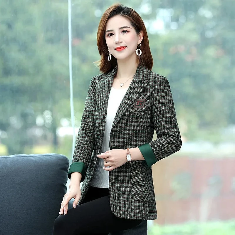 Женский пиджак новый стиль весна 2023 облегающий Универсальный клетчатый костюм в