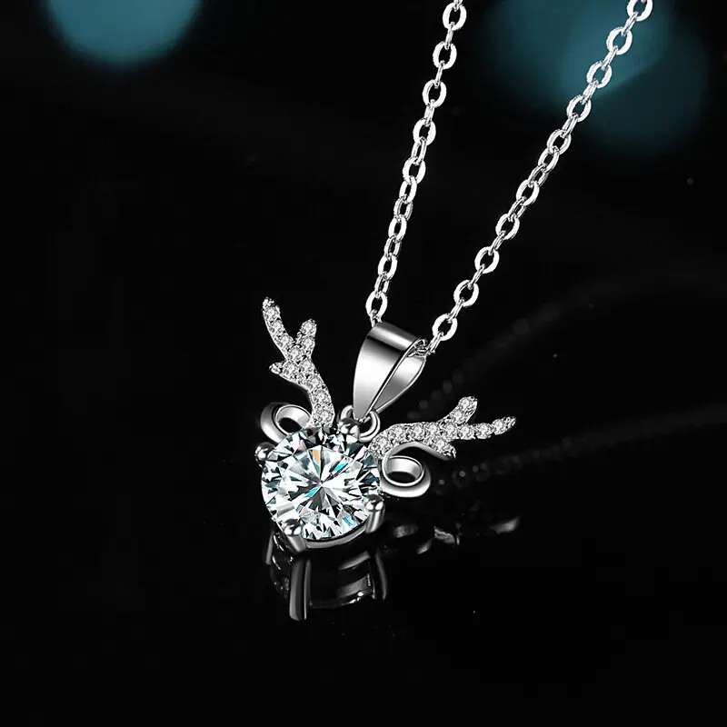 

Luxury VVS D Color Moissanite Necklace 925 Silver Christmas Round Cut Deer Shape Pendant Chain Anniversary Party Of Gift Pendent