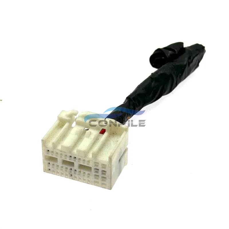 

Для Hyundai Kia K3 Mistra K5 Elantra Tucson CD проигрыватель Задняя линия антенна USB кабель Aux проводной разъем