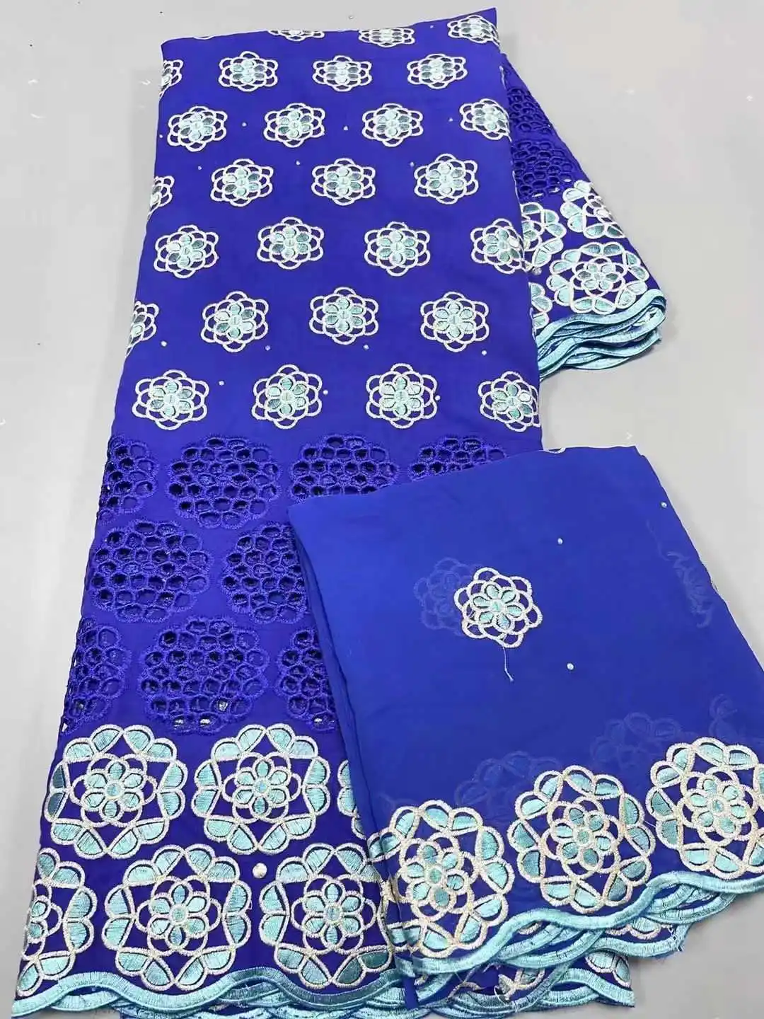 

2 + 5 ярдов, африканская вышивка, 100% хлопчатобумажная ткань, высокое качество, швейцарская вуаль, кружево с шарфом, сухая хлопчатобумажная ткань для африканских женщин