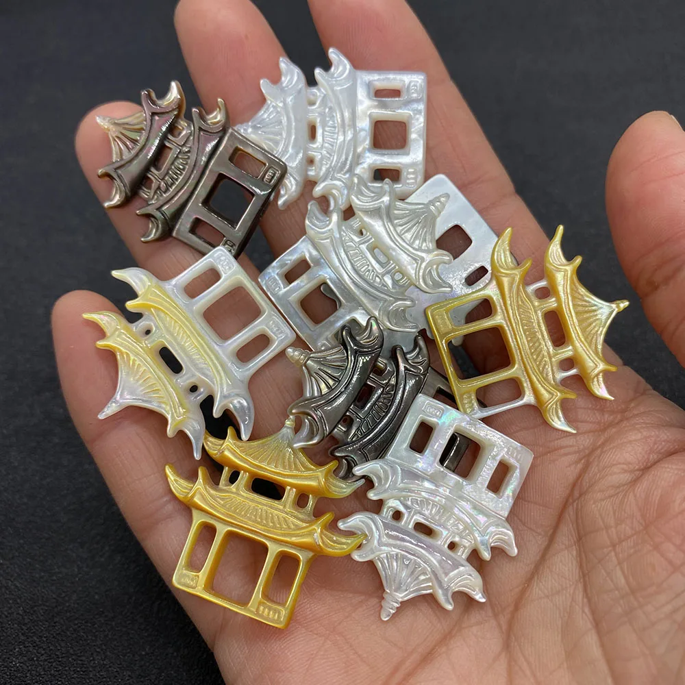 

Natural White Shell Pendant Round Mother of Pearl Exquisite Charms Pendants for Jewelry Making DIY Earring Necklace Accessories