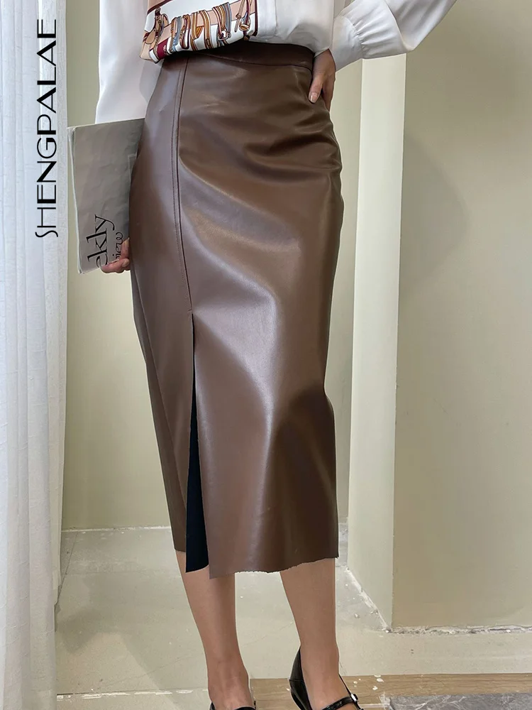 

SHENGPALAE Pu Leather Women's Skirt Fashion High Waist Solid Color Mid Calf A-line Slit Wrap Hip Skirts Autumn 2023 New 5R4197