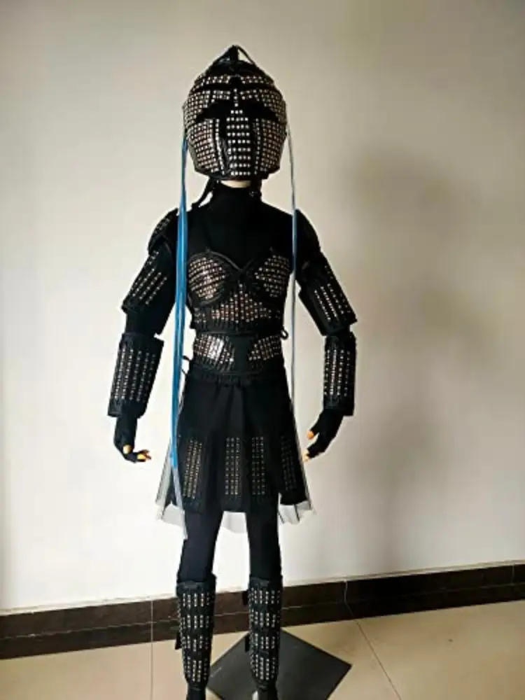 Рисунок 5 - Женский костюм для косплея